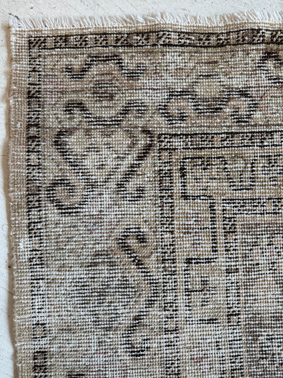 Vintage Medium Khotan Rug in Ivory & Taupe