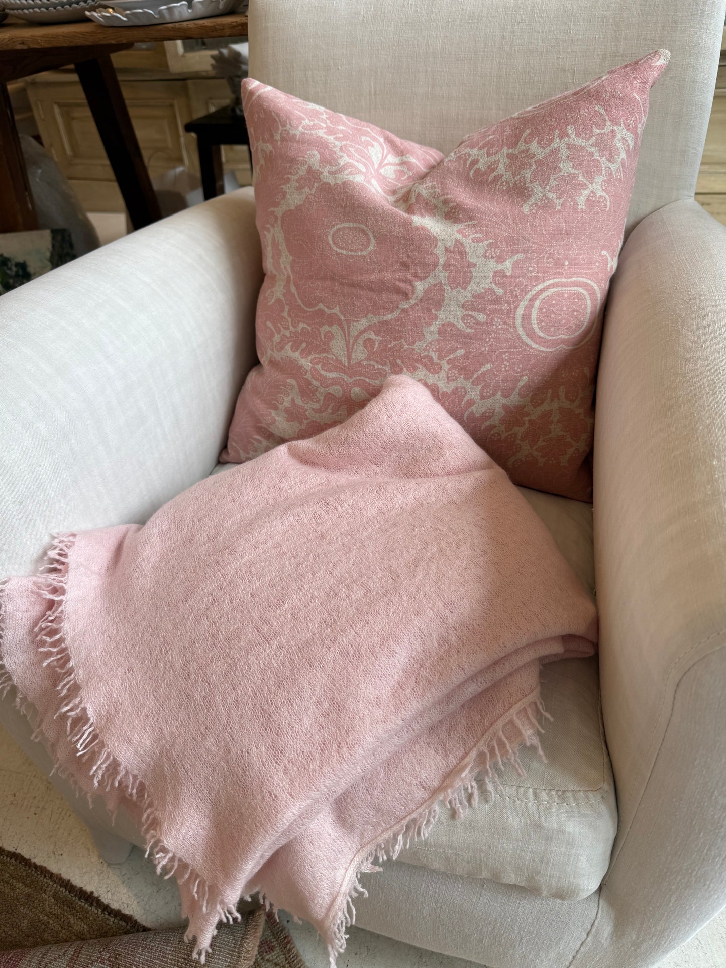 Luxurious Cashmere Throw